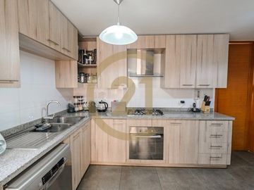 Preciosa casa n condominio San Carlos de Apoquindo