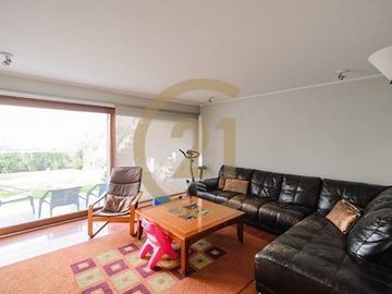 Preciosa casa n condominio San Carlos de Apoquindo