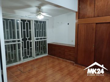 SE VENDE AMPLIA  CASA EN FRACCIONAMIENTO BUGAMBILIAS $3,000,000.00
