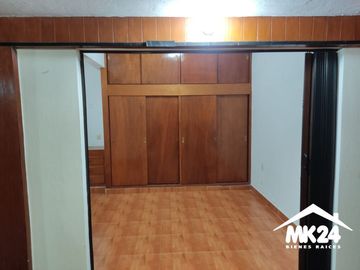 SE VENDE AMPLIA  CASA EN FRACCIONAMIENTO BUGAMBILIAS $3,000,000.00