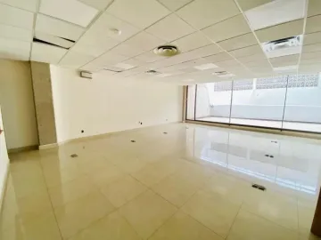 Edificio en renta en Jardines del Moral, León, Guanajuato