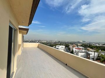 VENTA DE CASA EN LA PASTORA 3 NIVELES CON ALBERCA
