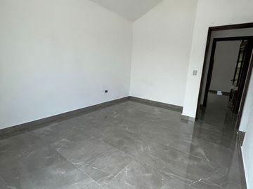 VENTA DE CASA EN LA PASTORA 3 NIVELES CON ALBERCA