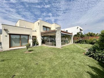 Casa en Venta en piedra Roja