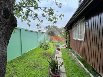 Casa en Venta en Chile con Monumento
