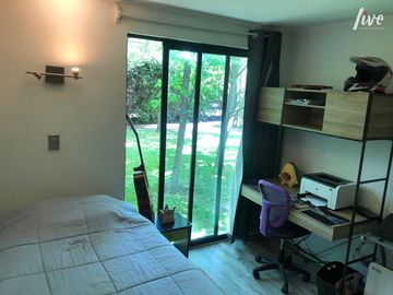 Se Vende Casa Chilena en parcela de agrado, Condominio Sant