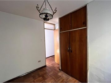 1 ° piso 3 dorm + office  V. Norte