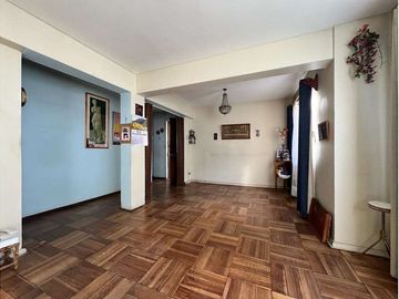 1 ° piso 3 dorm + office  V. Norte