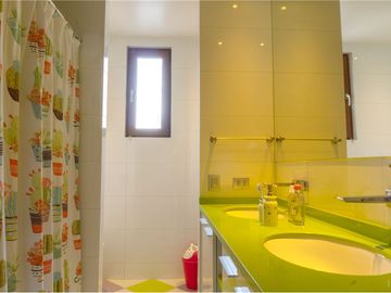 Elegante casa con moderna arquitectura..