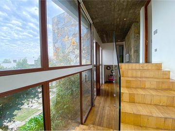Elegante casa con moderna arquitectura..