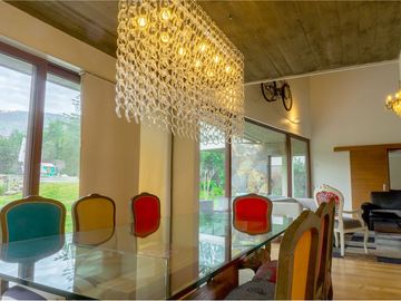 Elegante casa con moderna arquitectura..