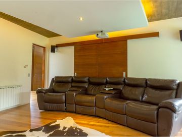 Elegante casa con moderna arquitectura..