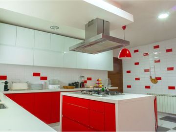 Elegante casa con moderna arquitectura..
