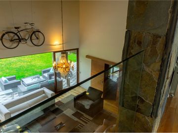 Elegante casa con moderna arquitectura..