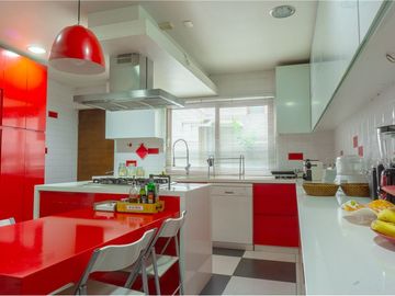 Elegante casa con moderna arquitectura..