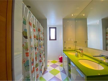 Elegante casa con moderna arquitectura..