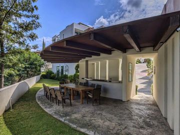 En venta Residencia en Rinconada Santa Rita