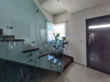 En venta Residencia en Rinconada Santa Rita