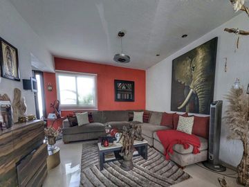 En venta Residencia en Rinconada Santa Rita