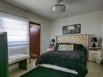 En venta Residencia en Rinconada Santa Rita