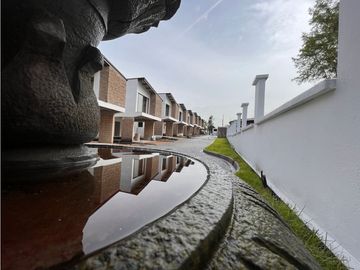 CASA DE 4 HABITACIONES EN VENTA  EN EL VALLE  CERCA DE LA ESPE