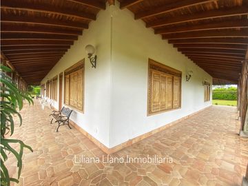 VENTA HERMOSA FINCA O FINCA HOTEL MONTENEGRO