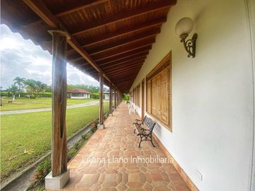 VENTA HERMOSA FINCA O FINCA HOTEL MONTENEGRO