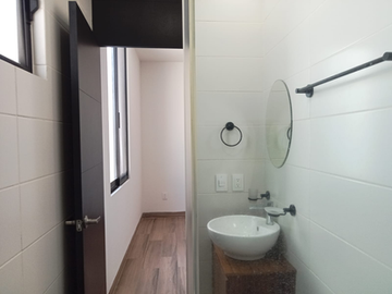 PUEDE SER DE TU FAMILIA,  CASA EN VENTA COTO ARBORETO EN TESISTÁN.