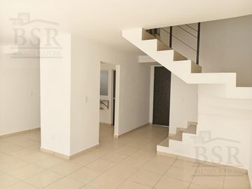 CASA EN VENTA EN PASEO ARBOLEDAS