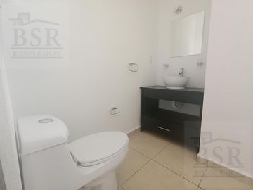 CASA EN VENTA EN PASEO ARBOLEDAS