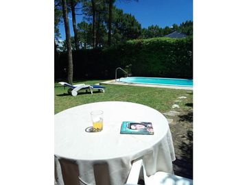 Hermosa casa en Pinamar con pileta  LIBRE 1º ENEY 1º FEB