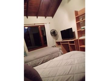 Hermosa casa en Pinamar con pileta  LIBRE 1º ENEY 1º FEB