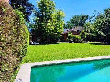 Chalet en venta en Parque Leloir