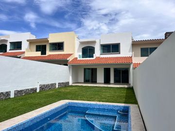 Casa en Fraccionamiento en Real del Puente Xochitepec - ROQ-1250-Fr