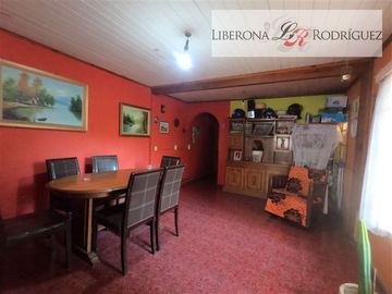 Casa en Venta en Casa esquina en Cerro O´Higgins