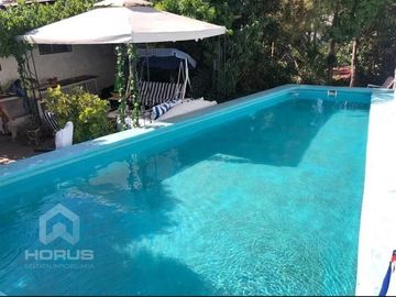 Casa en Venta en PARALELA A RAWSON