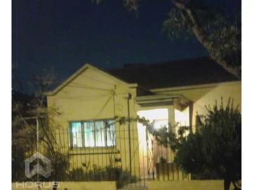 Casa en Venta en PARALELA A RAWSON