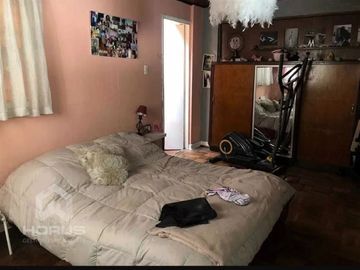 Casa en Venta en PARALELA A RAWSON