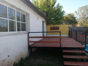 REF : 1872  2 CASAS MAS DEP CON PISINA EN VENTA EN TANTI. A DOS CUADRAS DE R 28