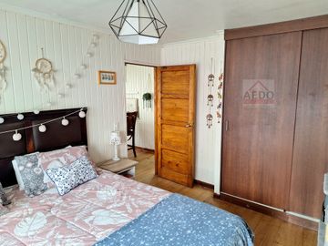 Se Vende Amplia Casa, calle La Concepción, comuna Quillota