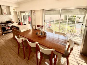 Venta- Jujuy y M Lange - Casa 4 amb en Malaver