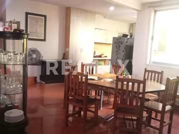 Bonita casa en venta, en Candiles - (3)
