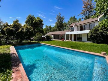 Casa en Venta en Condominio Las Brisas de Chicureo, Colina