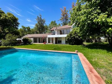 Casa en Venta en Condominio Las Brisas de Chicureo, Colina
