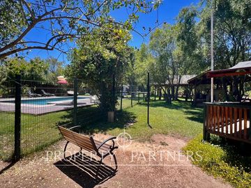 Hermosa Casa de Campo en Parcela de 10.050 M/2
