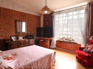 FERRETERIA EXITOSA EN VENTA CON CASA ANEXA SOBRE AV. SIERVO DE LA NACIÓN, MORELIA.