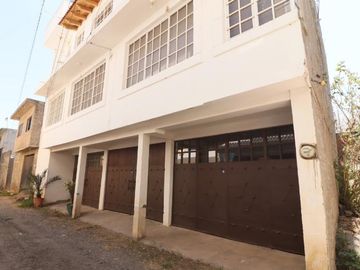 Edificio habitacional en venta en Pátzcuaro