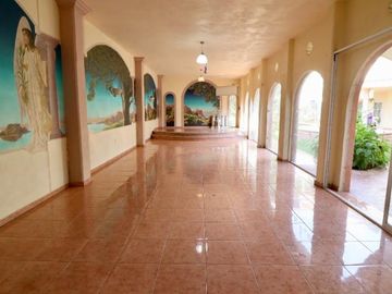 Edificio en venta en Morelia, Isaac Arriaga