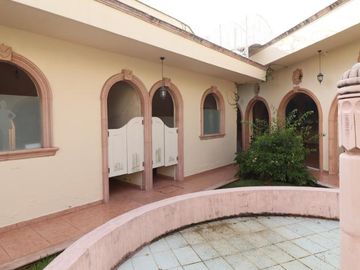 Edificio en venta en Morelia, Isaac Arriaga