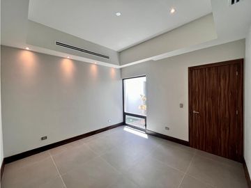 Casa en venta de un piso, zona exclusiva en Cd. Juarez